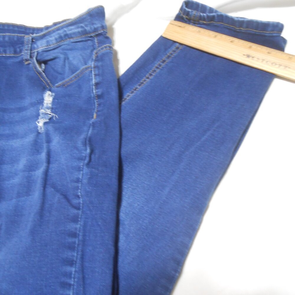 WOMEN'S SIZE 24W FACTORY DESTROYED PATPAT INTERFOCUS JEANS SKINNY LEG DESIGN 👩